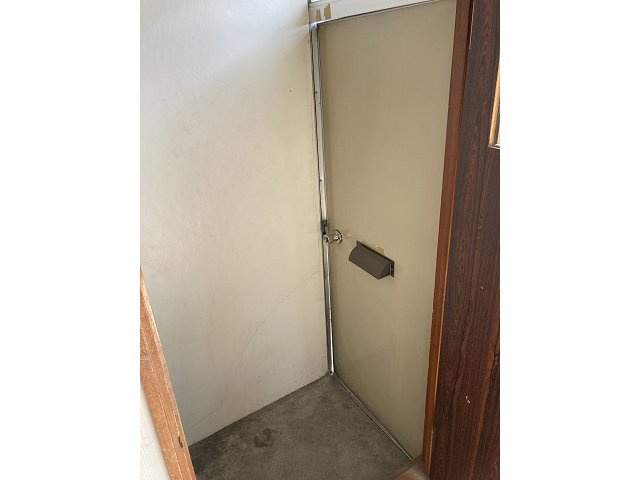 みどり荘【玄関】