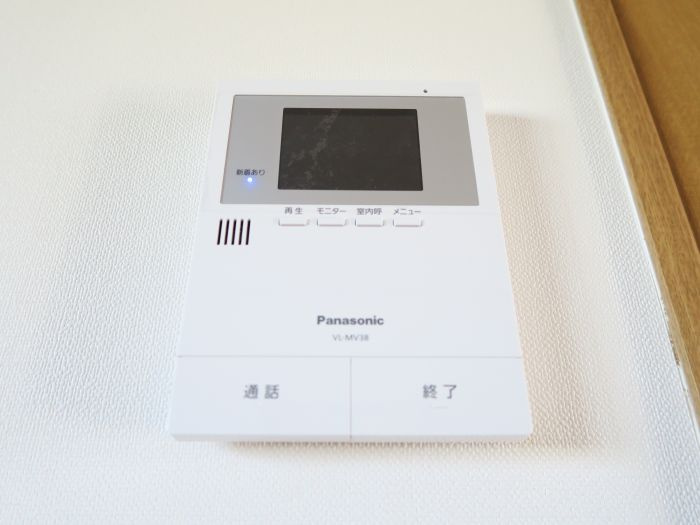 グレース手鎌【設備】TVモニターフォンで来客を確認できるので安心です！