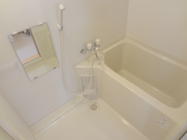 ヴィラ参番館【浴室】