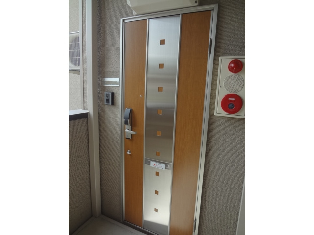 ヴィラ参番館【玄関】