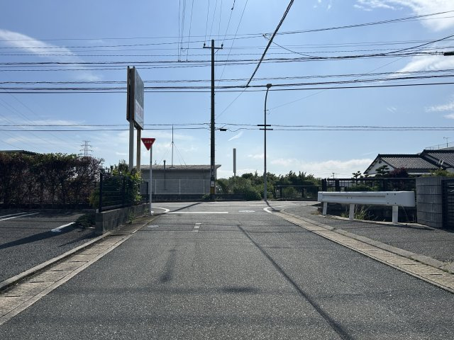 唐船売家【前面道路含む現地写真】