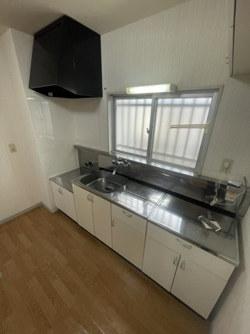 ハイツ本町【キッチン】