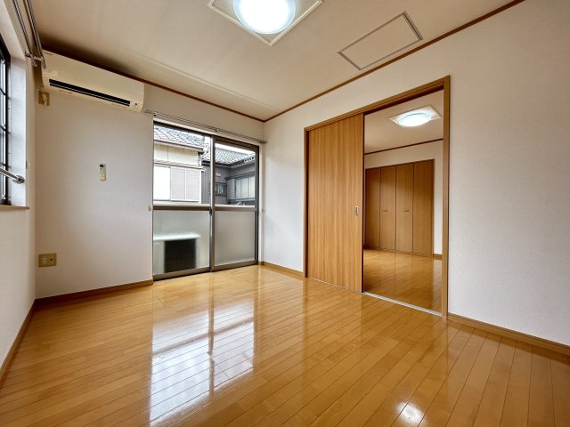 ｆｏｌｉａｒ【洋室】※同物件の他のお部屋(設備等、実際と異なる場合あり)