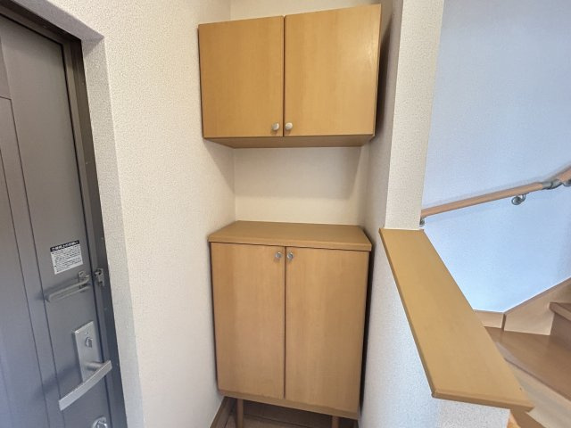 ｆｏｌｉａｒ【玄関】※同物件の他のお部屋(設備等、実際と異なる場合あり)