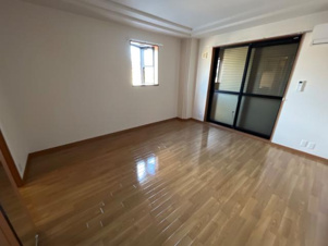 ウエストブルー【内装】室内