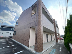 ウエストブルー【外観】外観写真（昼）