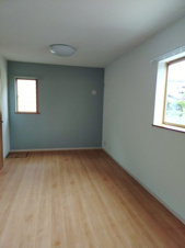 牛島西貸家【洋室】