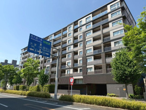 プレミスト京都西院【外観】