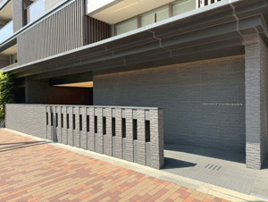 プレミスト京都西院【エントランス】