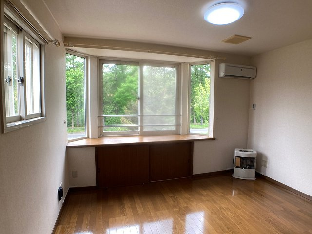 コーポハピネス【居間・リビング】