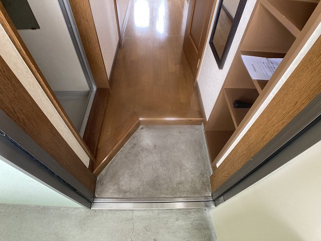 コーポハピネス【玄関】