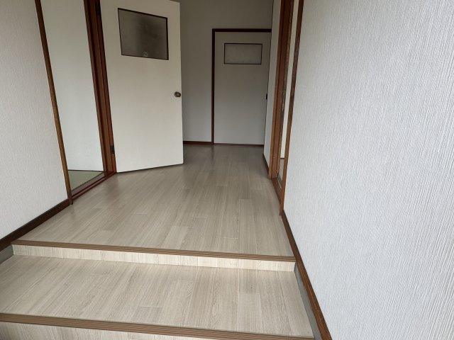 幸町高橋貸家【玄関】