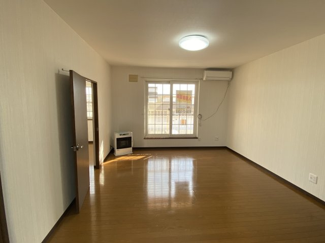 ラッキーストーリッジⅠ【居間・リビング】