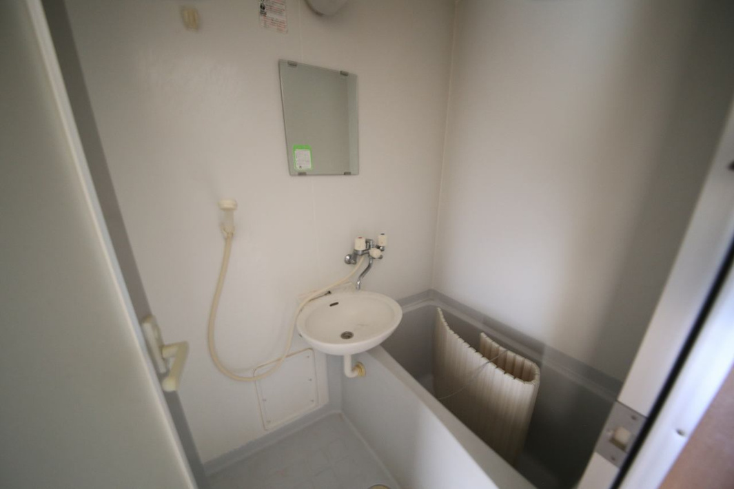 アヴァンツァーレ【浴室】風呂