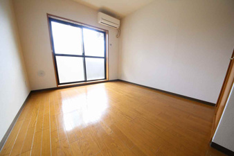 アヴァンツァーレ【洋室】洋室