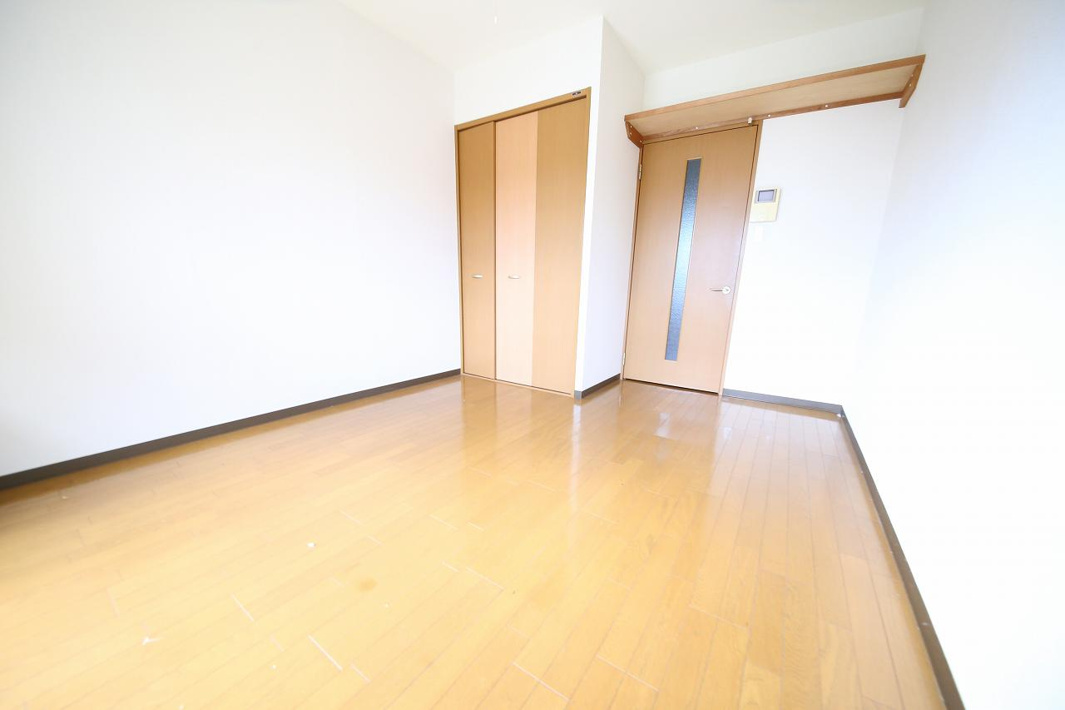 アヴァンツァーレ【洋室】洋室