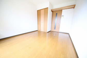 アヴァンツァーレ【洋室】洋室