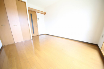 アヴァンツァーレ【洋室】洋室