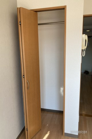 エメロード中央　Ⅱ右側