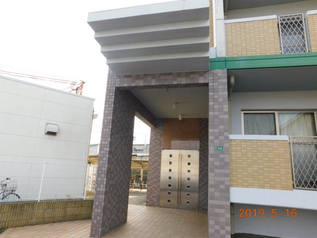 エメロード中央　Ⅱ【エントランス】