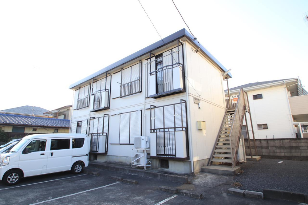 軽量鉄骨2階建て
