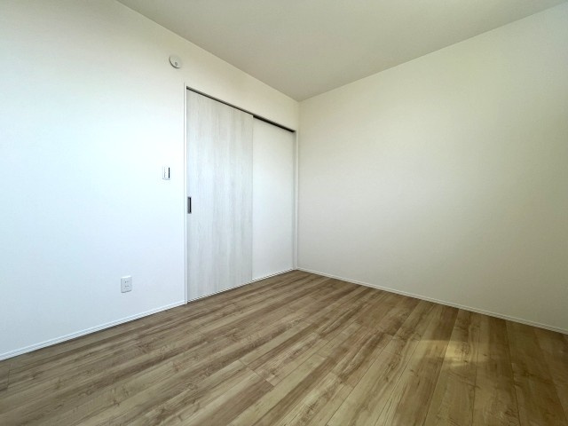 スピティわしのみや【洋室】北側洋室（2）