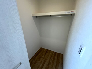 スピティわしのみや【収納】北側洋室ウォークインクロゼット