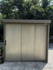 東近江市栗見出在家町の中古一戸建【収納】倉庫もついております。草刈り用具などを置いておくこともできます。