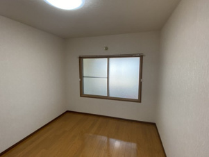 ５条ハイツ【寝室】