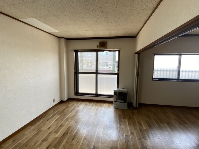 ５条ハイツ【居間・リビング】