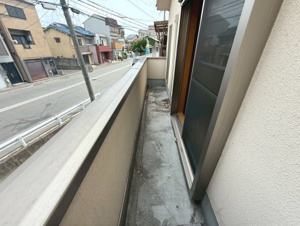 右京区梅津東構口町【バルコニー】