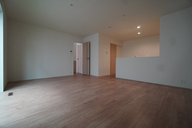 新築戸建てさいたま市緑区道祖土4丁目【居間・リビング】