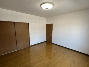 ラッキーストーリッジⅢ【寝室】