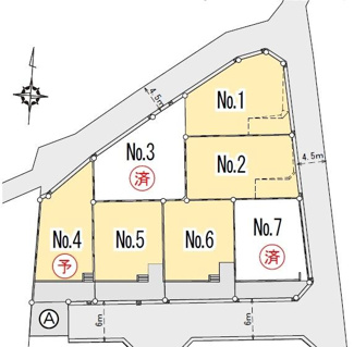 全体区画図で各区画の配置が一目で分かります。整然と分割された区画で利便性が考慮されています。複数の区画が接道しているためアクセスしやすい設計になっています。用途に応じた区画選びがしやすい点も特徴です。