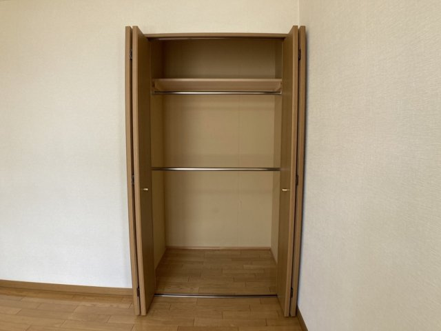 ラ・ポレール陸Ｂ棟【収納】