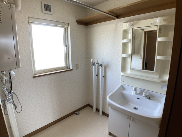 ラ・ポレール陸Ｂ棟【洗面所】