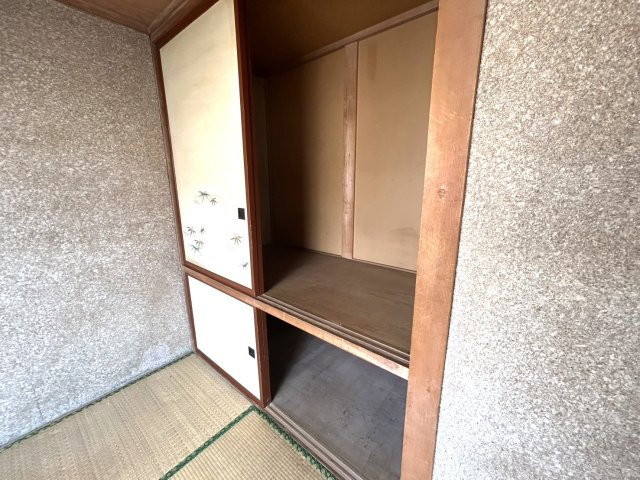 川原井マンション【収納】
