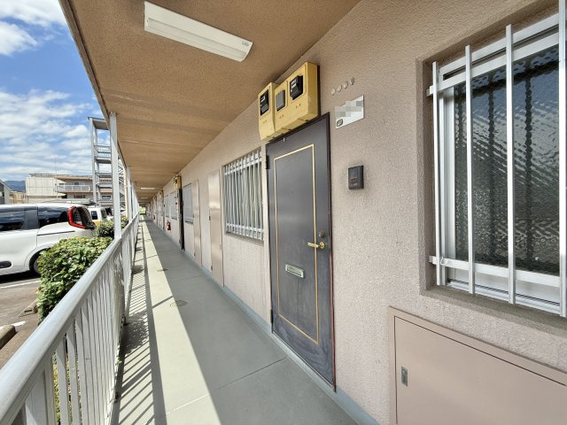 レヂオンス甲府パートⅡ【玄関】