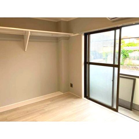 １０６寺前【居間・リビング】