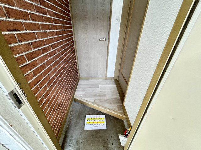 コーポ・ベルバード【玄関】