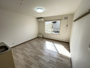 コーポ・ベルバード【居間・リビング】