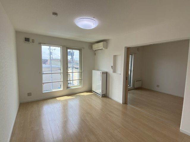 ＲＥＡＬＬ（リアル）Ⅱ【居間・リビング】