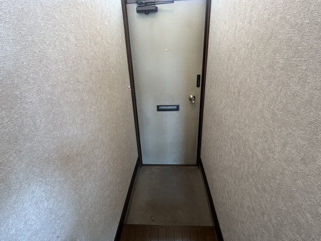 コーポ高尾【玄関】