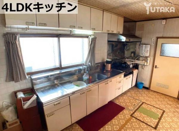 【二世帯住宅～風除室のみ共用です】曙4丁目1-5.6売家【キッチン】