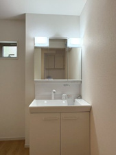 右京区太秦上ノ段町【独立洗面台】《2号地》