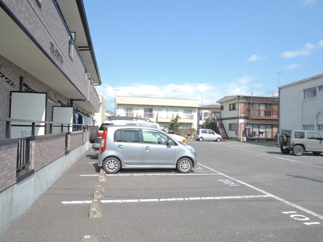 プレジデント【駐車場】