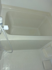 ルーベル東2条【浴室】きれいなお風呂です