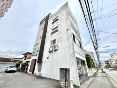 甲府市若松町　店舗付き住宅の画像