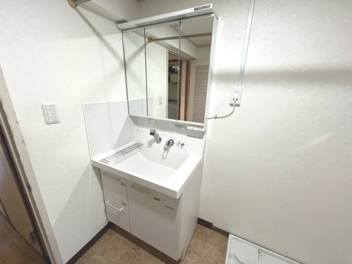 今川団地【独立洗面台】