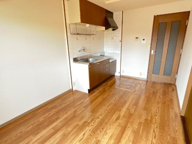 グリーンリバー【内装】ダイニング